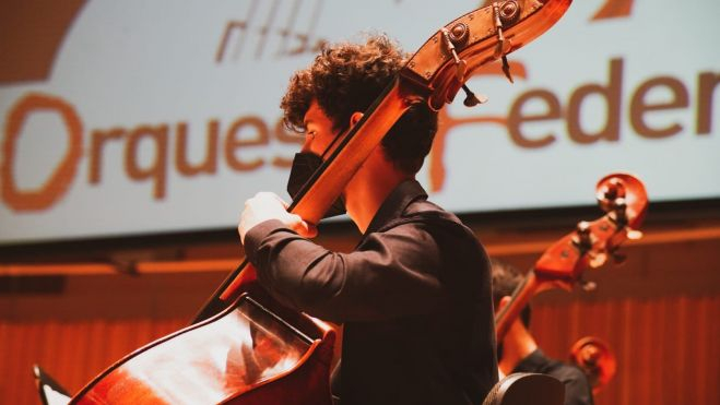 Un músico tocando el violonchelo / Foto: @FSMCV