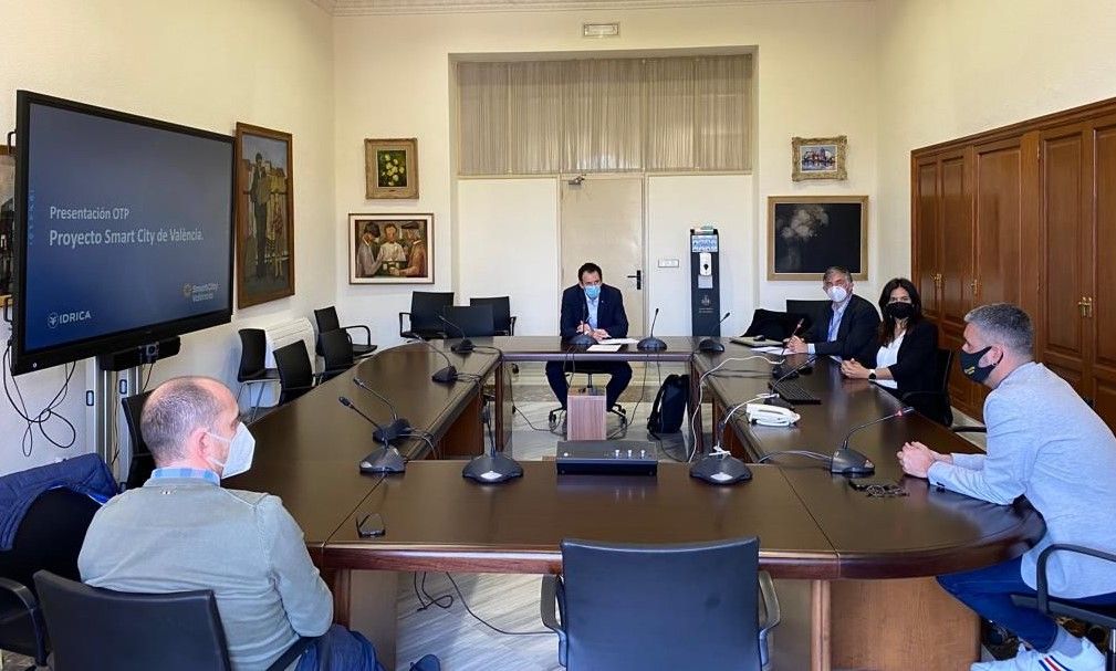 Reunión de lanzamiento de la Oficina Técnica del Proyecto Smart City València