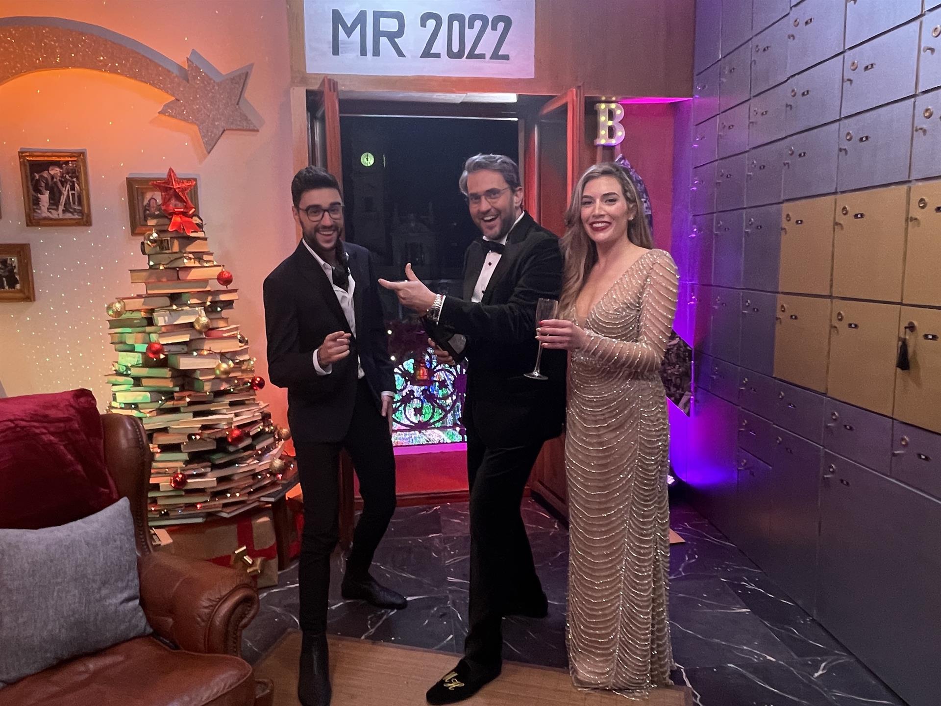 Programa 'Benvingut 2022' con Máximo Huerta desde la plaza del Ayuntamiento de València