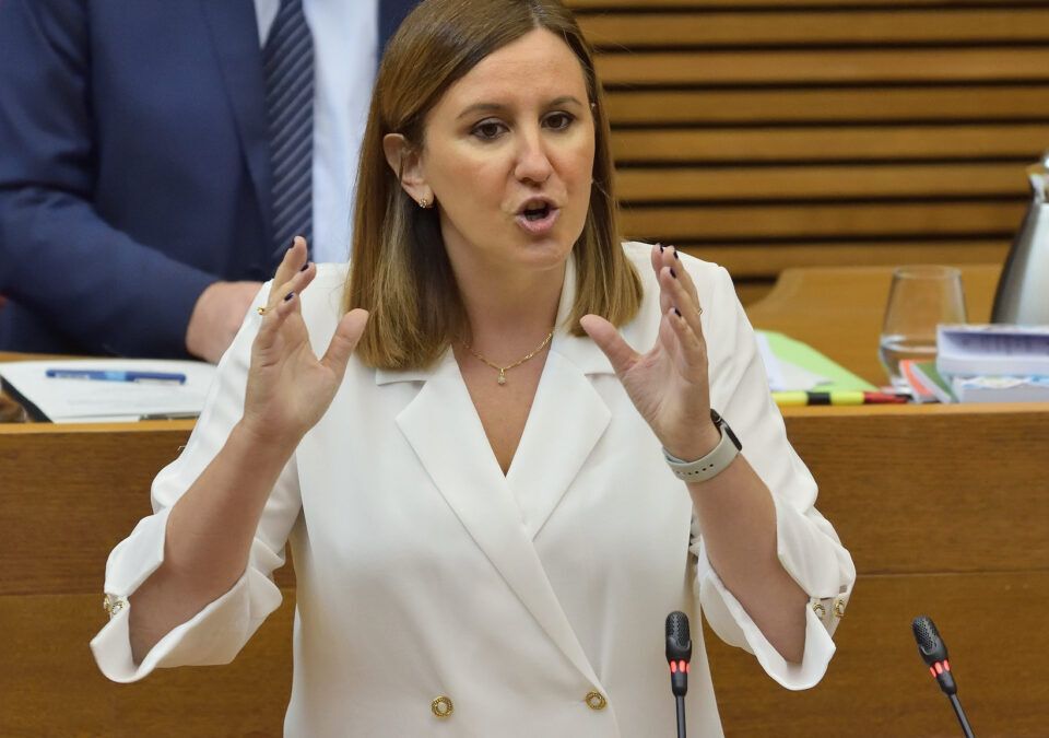 La portavoz del Grupo Popular en les Corts, Mª José Catalá