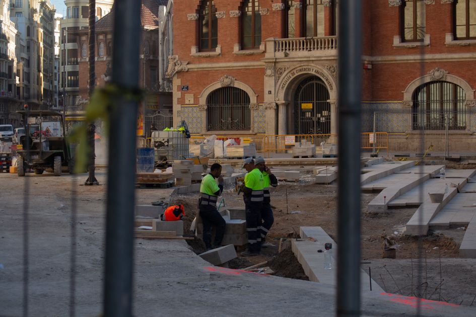 Obras en el entorno de Les Covetes de Sant Joan - Luna Mata
