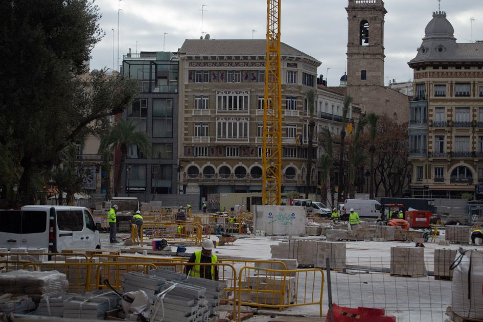 Obras en la plaza de la Reina de Valencia - Luna Mata