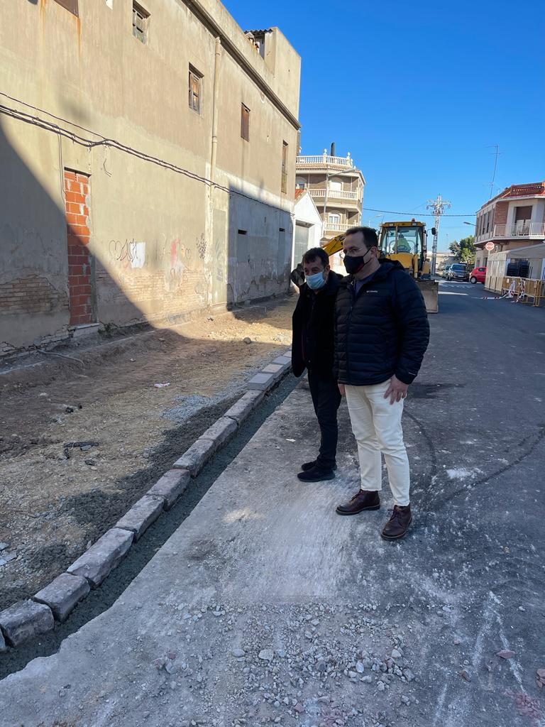 Aceras de Sueca que se están mejorando