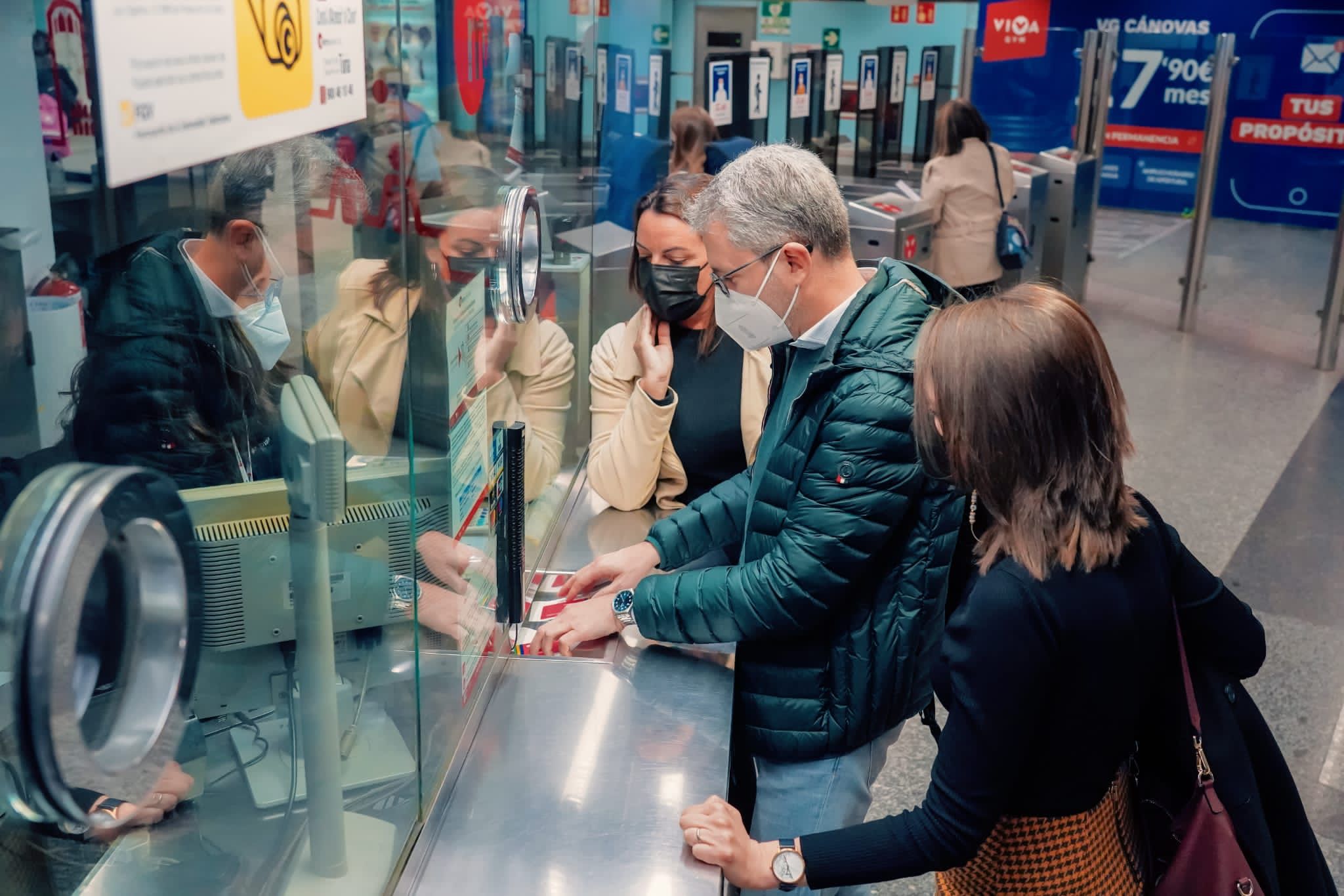 Primer día de la tarjeta SUMA