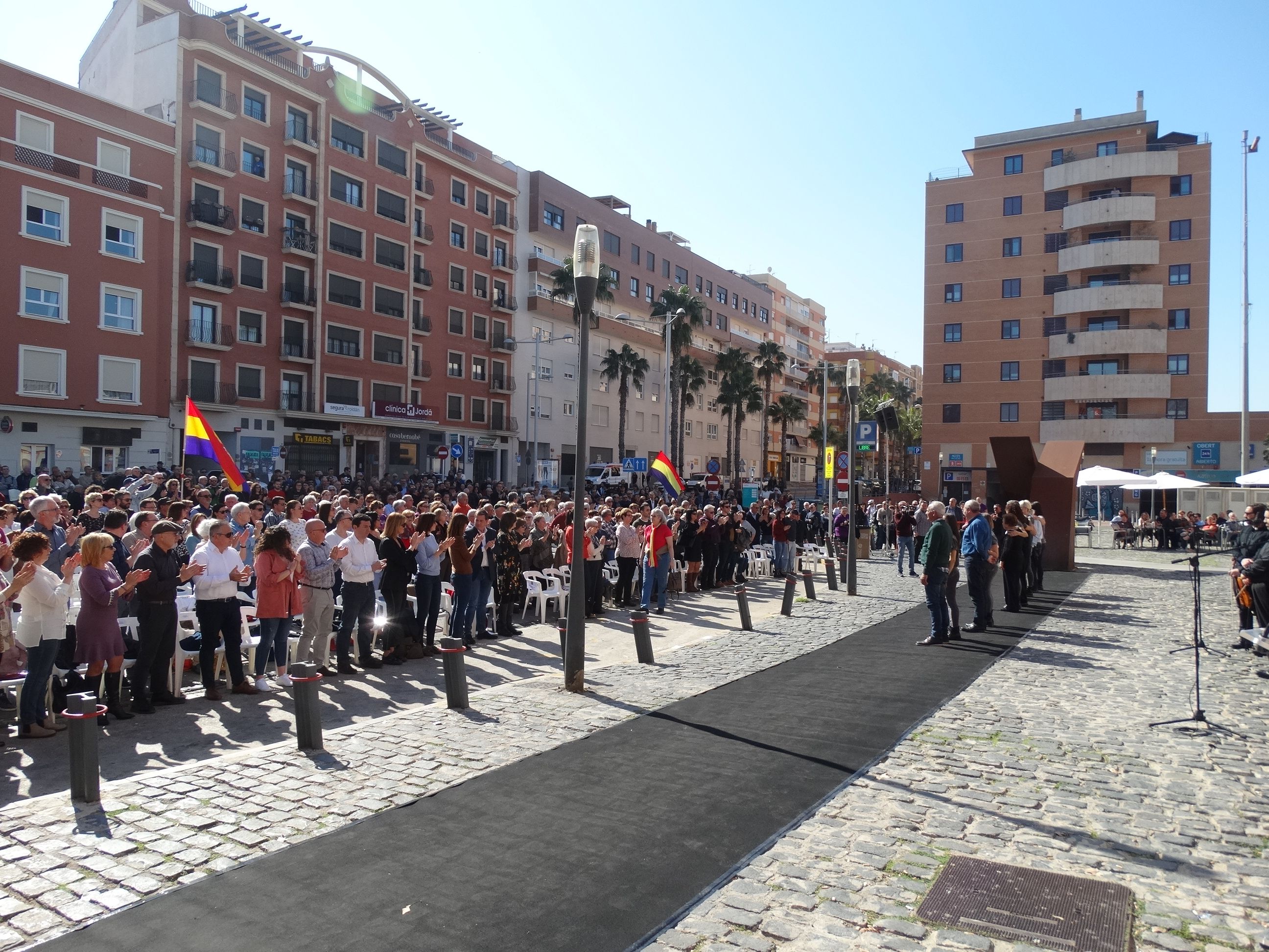 Acte-homenatge en record de les víctimes del bombardeig que va patir l'estació de Xàtiva el 12 de febrer de l'any 1939