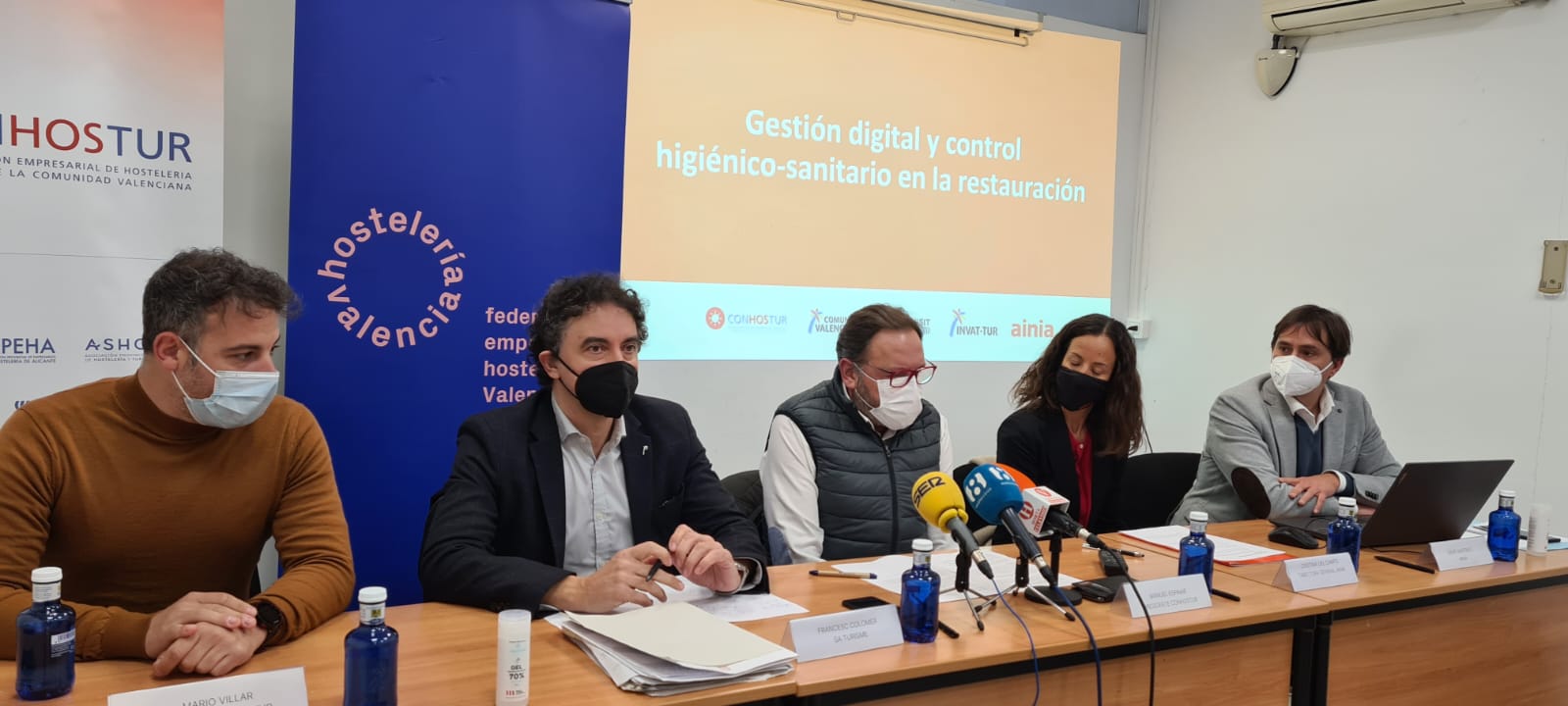 220215 PRESS FColomer Conhostur