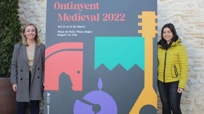 Natalia Enguix i Àngels Muñoz en la presentació d'Ontinyent Medieval 2022
