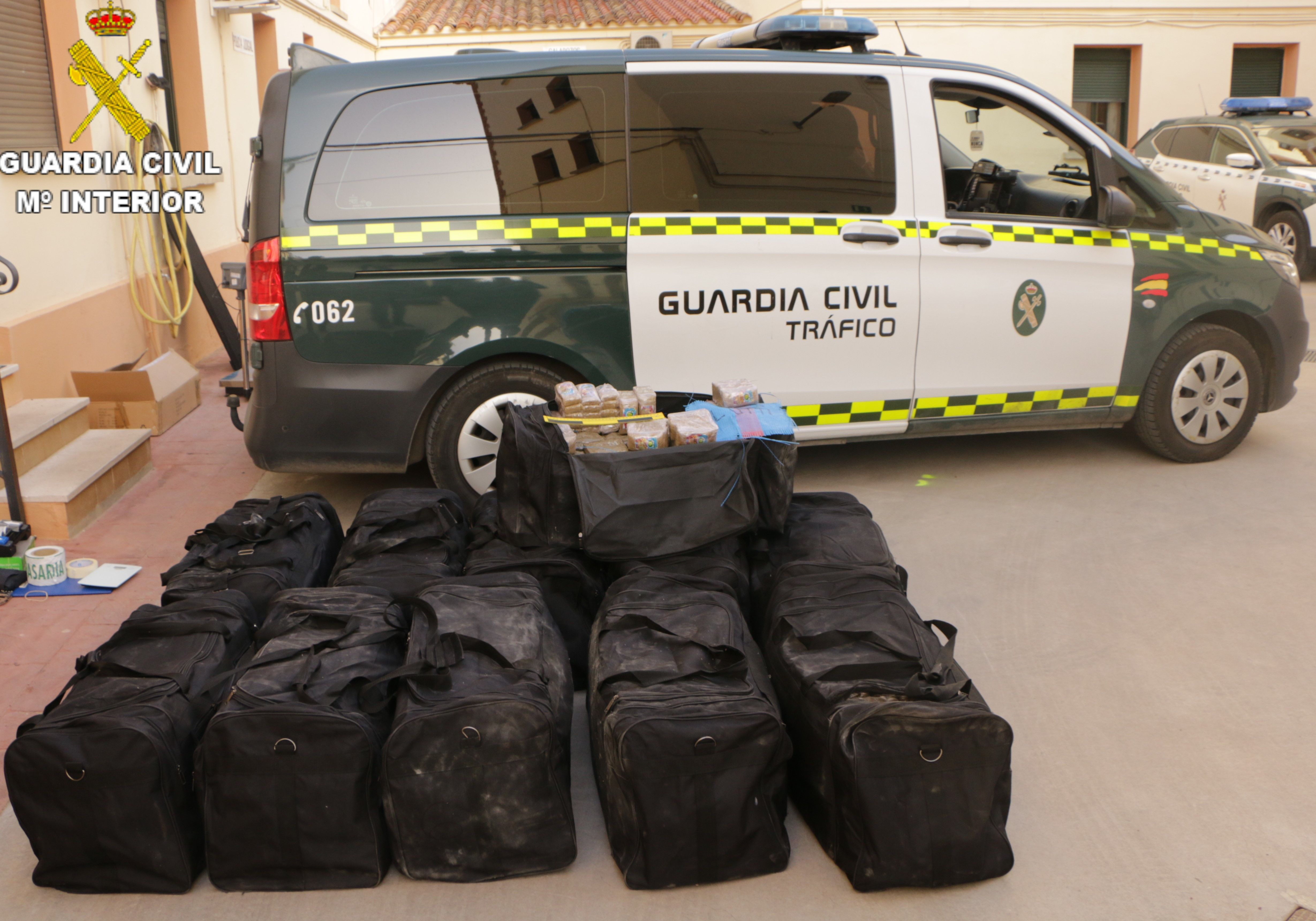 Droga incautada por la Guardia Civil en Buñol