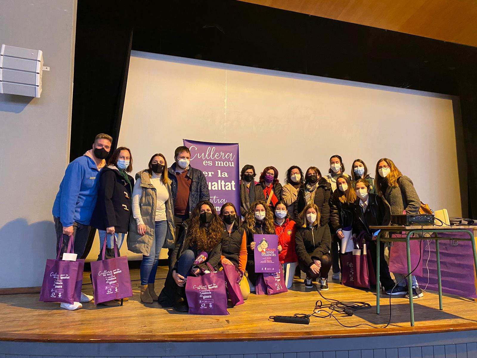 Curso de formación a las delegadas y delegados de igualdad de las 16 comisiones falleras