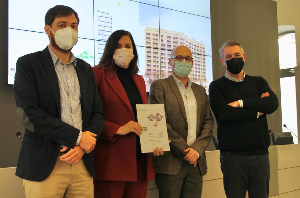 Sandra Gómez con el premio de urbanismo con perspectiva de género