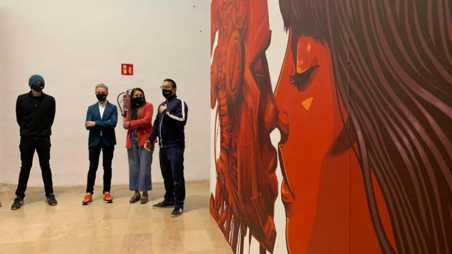 Los comisarios de la exposición Viz Feel Free y José Luis Pérez Pont, la consellera Mireia Mollà y el artista