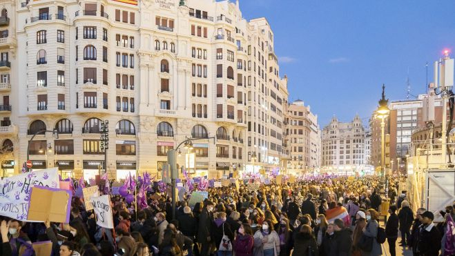 Manifestación del 8M de València 2022. Imagen de Xisco Navarro