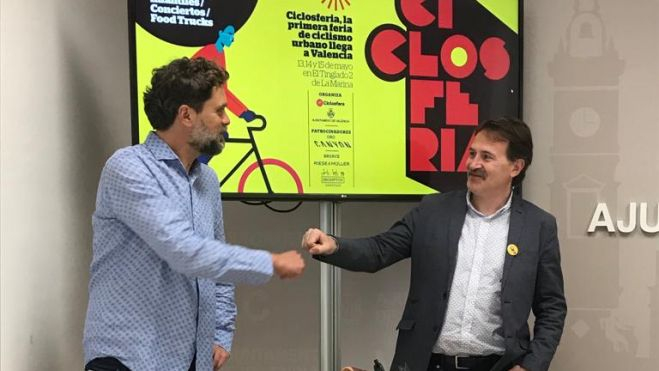 Giuseppe Grezzi i Rafa Vidiella en la presentació de Ciclosferia