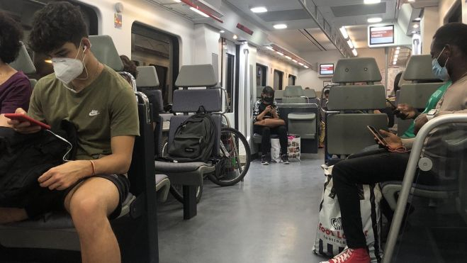 Interior de un tren de cercanías de Renfe Interior de un tren de cercanías de Renfe