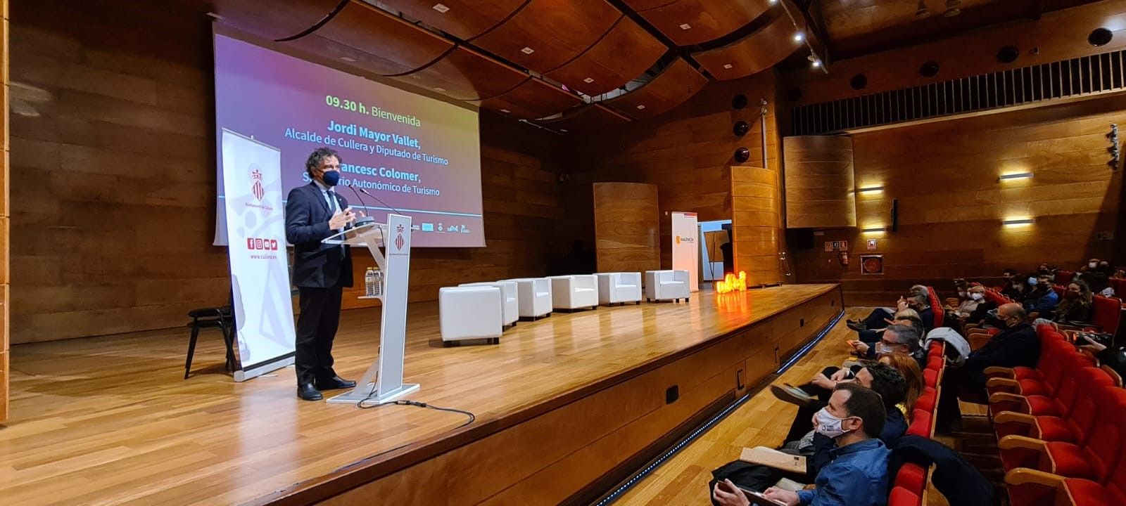 Francesc Colomer, secretari autonòmic de Turisme, inaugura a Cullera la jornada de 'Turisme MICE, una oportunitat per a la província de València'