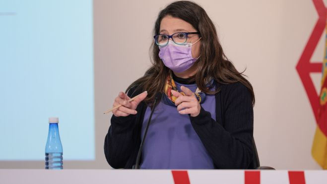 La vicepresidenta Mónica Oltra en la roda de prensa posterior al Consell 
