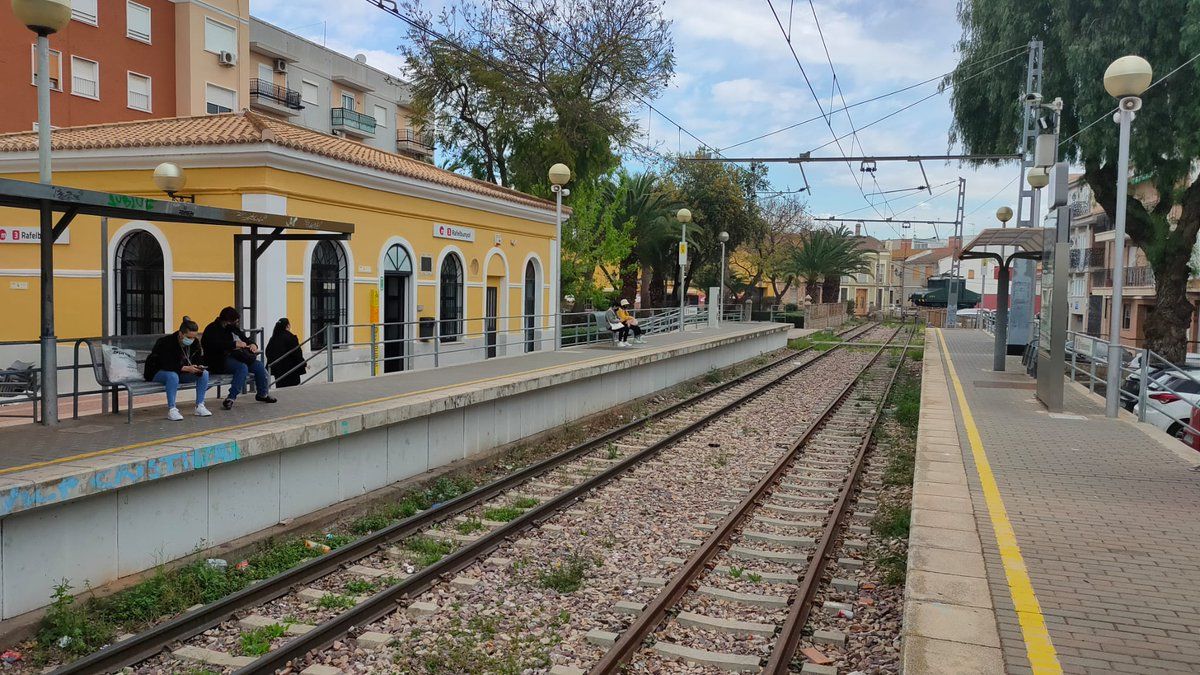Estación de Metrovalencia en Rafelbunyol