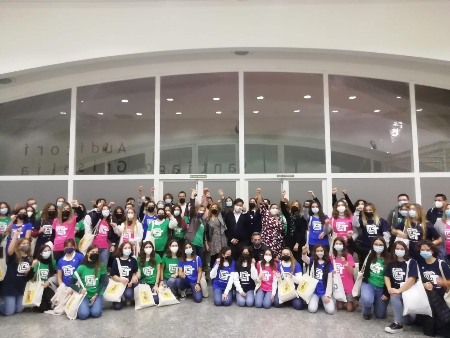 Participants en una edició de Technovation Girls CV