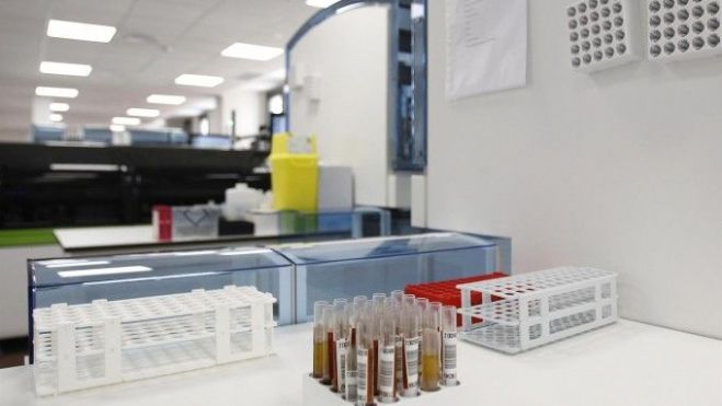 Utensilios de investigación en un laboratorio