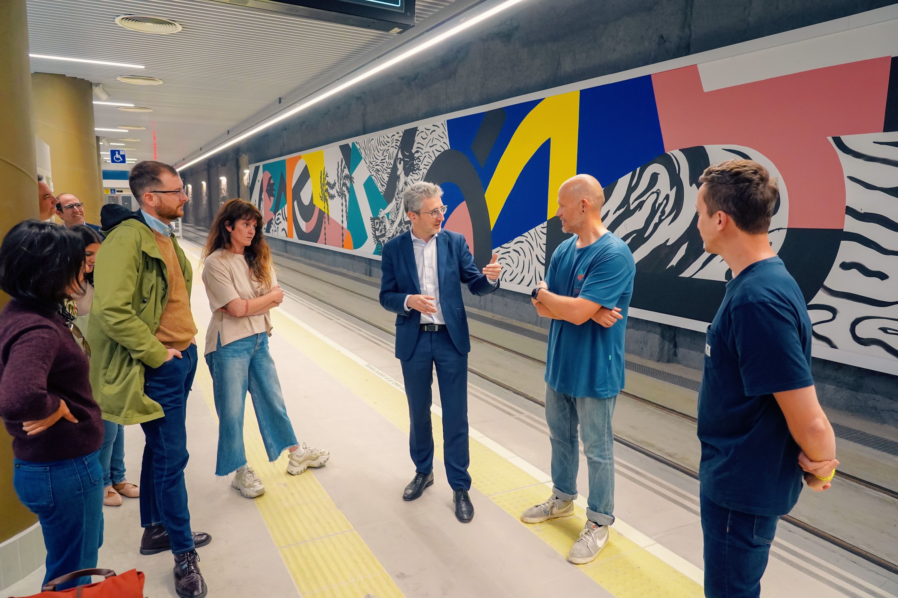 Mural en la estación de Russafa de la L10 de Metrovalencia