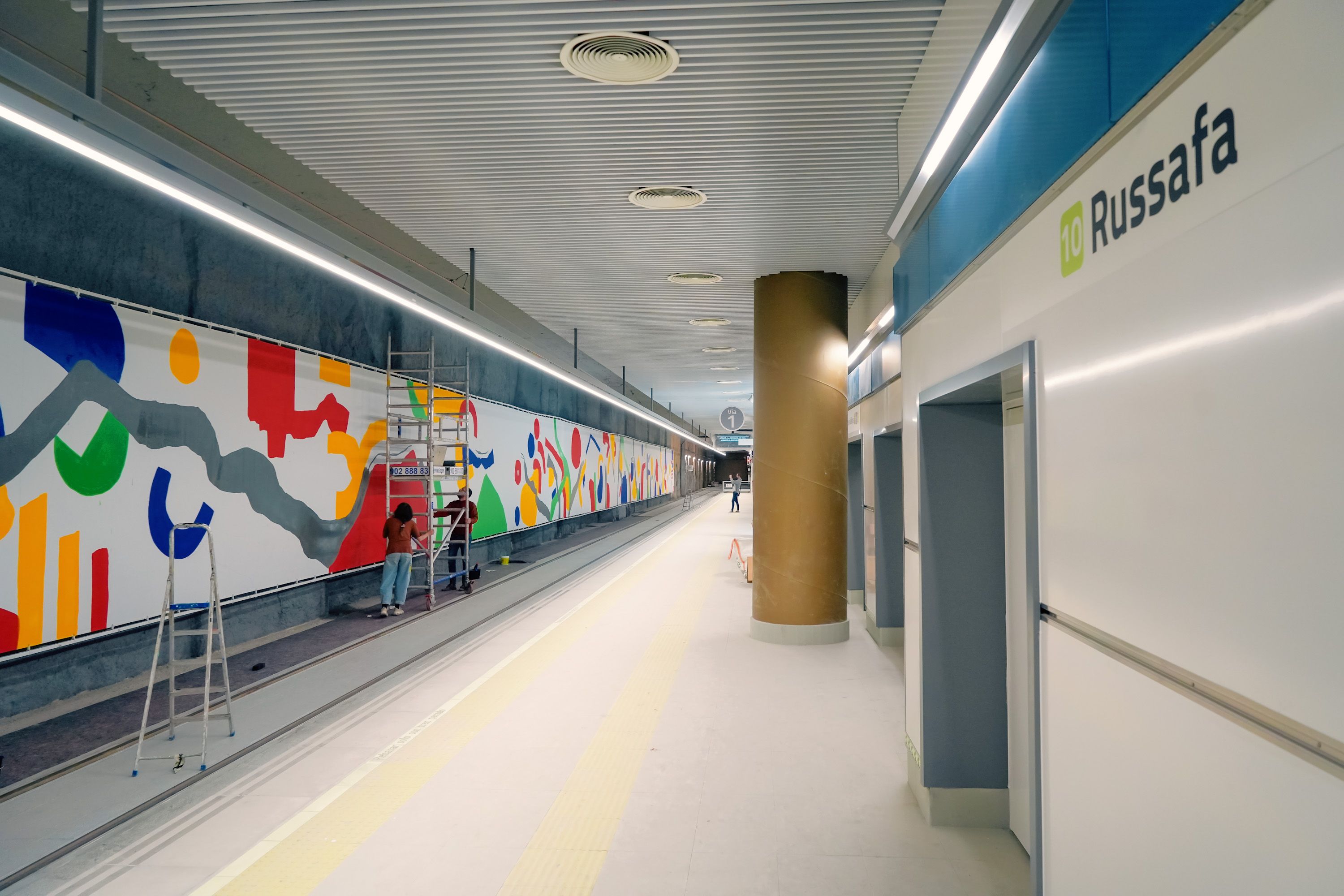 Mural en la estación de Russafa de la L10 de Metrovalencia