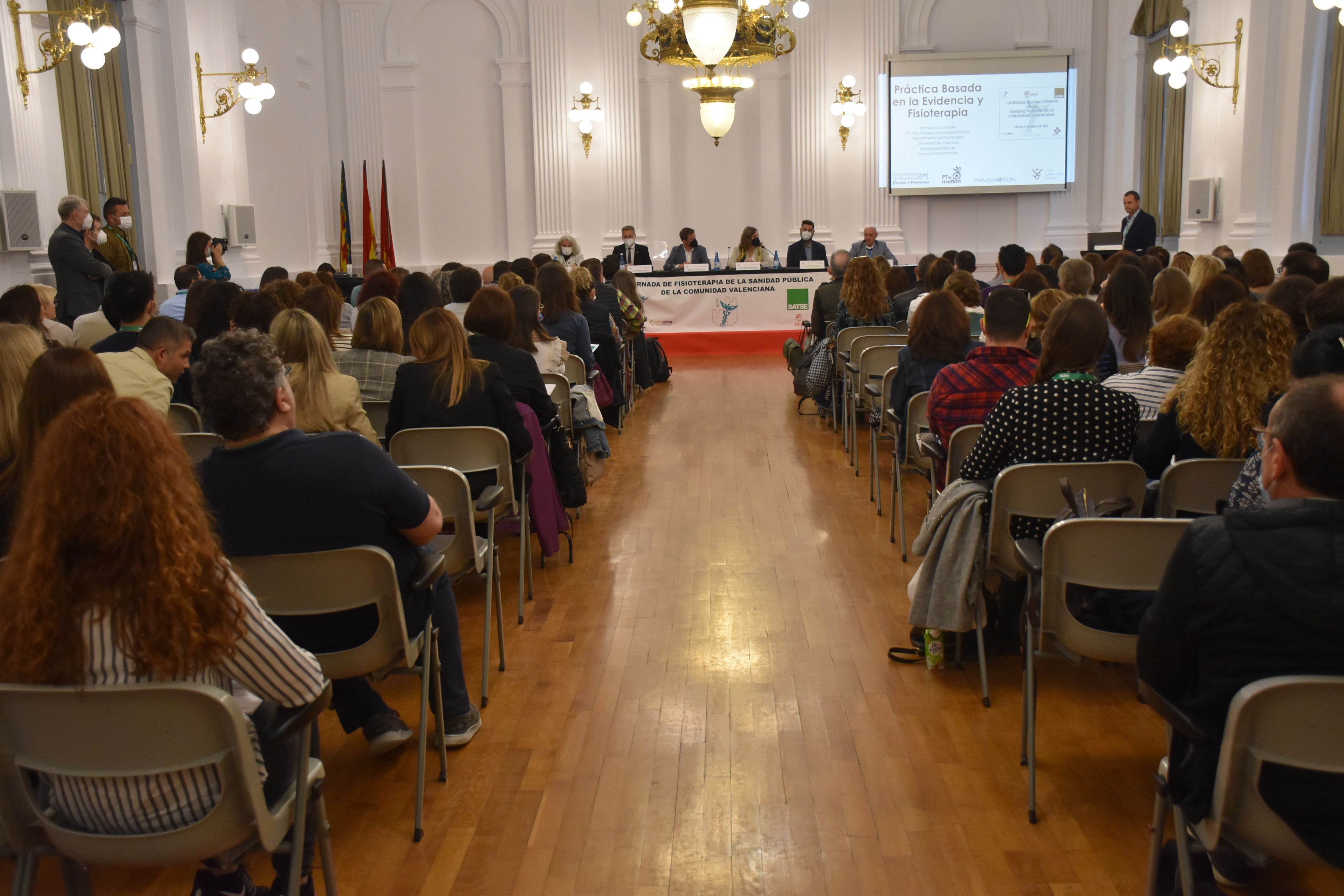 La Casa de Cultura de Xàtiva acoge la I Jornada de Fisioterapia de la Sanidad Pública de la Comunidad Valenciana