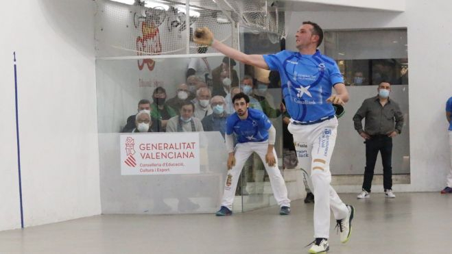 Una partida de pilota valenciana en el Trinquet de Pelayo / Foto: @fedpival