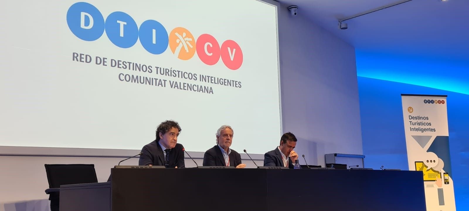 El secretario autonómico de Turisme ha inaugurado la asamblea general de la Red de Destinos Turísticos Inteligentes de la Comunitat Valenciana