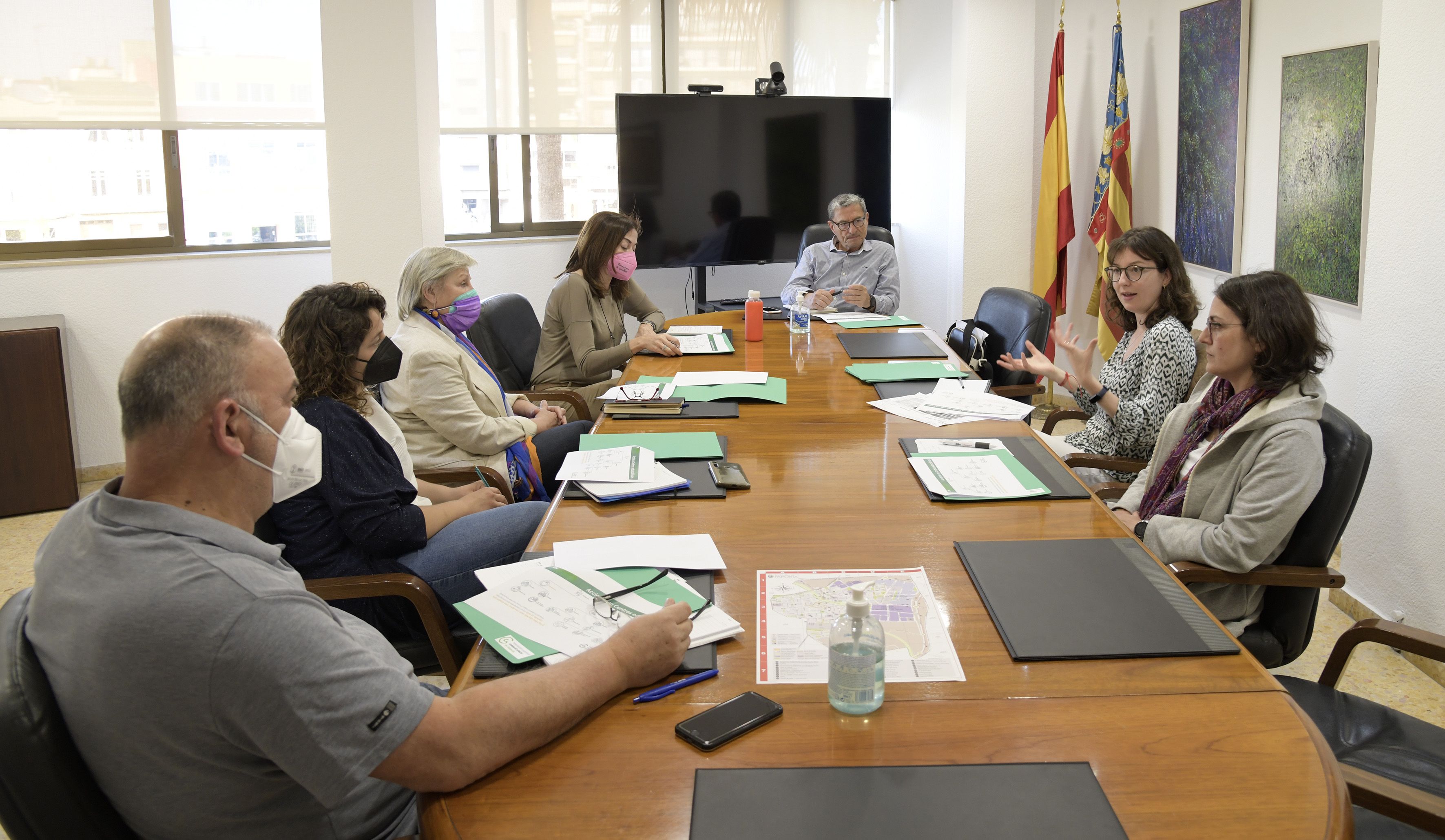 Paiporta es reuneix amb l'AECC