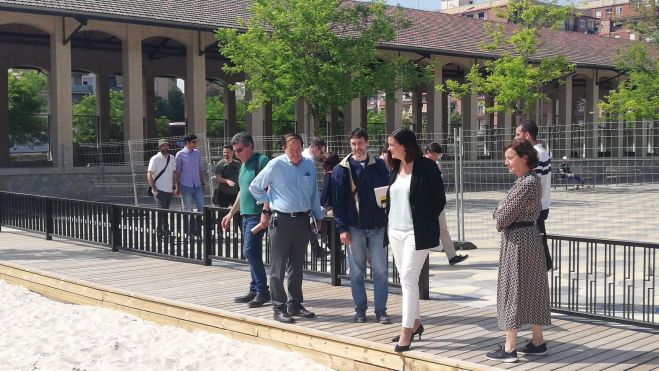 Sandra Gómez, durante su visita al Parc Central Sandra Gómez, durante su visita al Parc Central