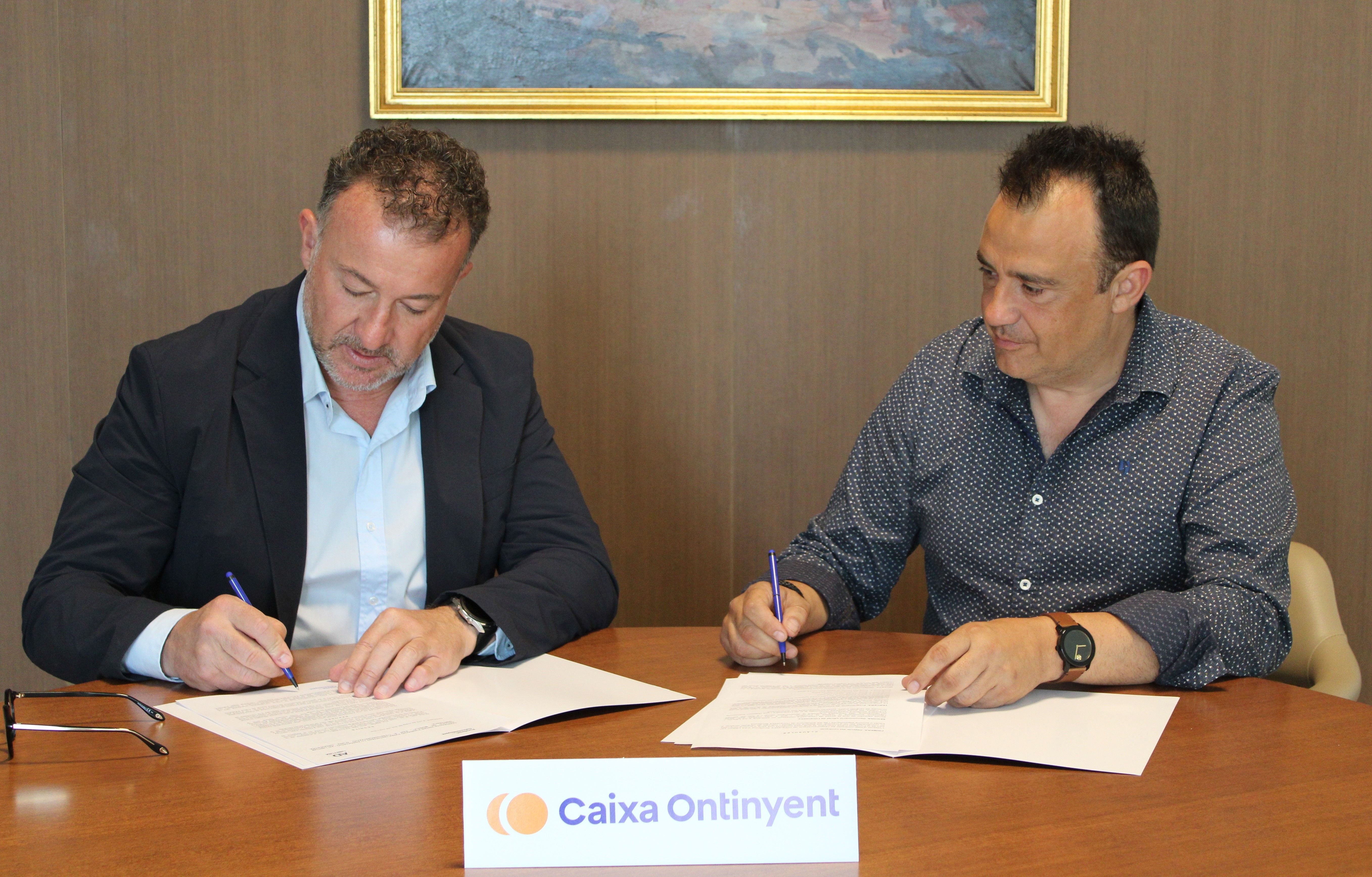 Caixa Ontinyent y Ad Libitum 