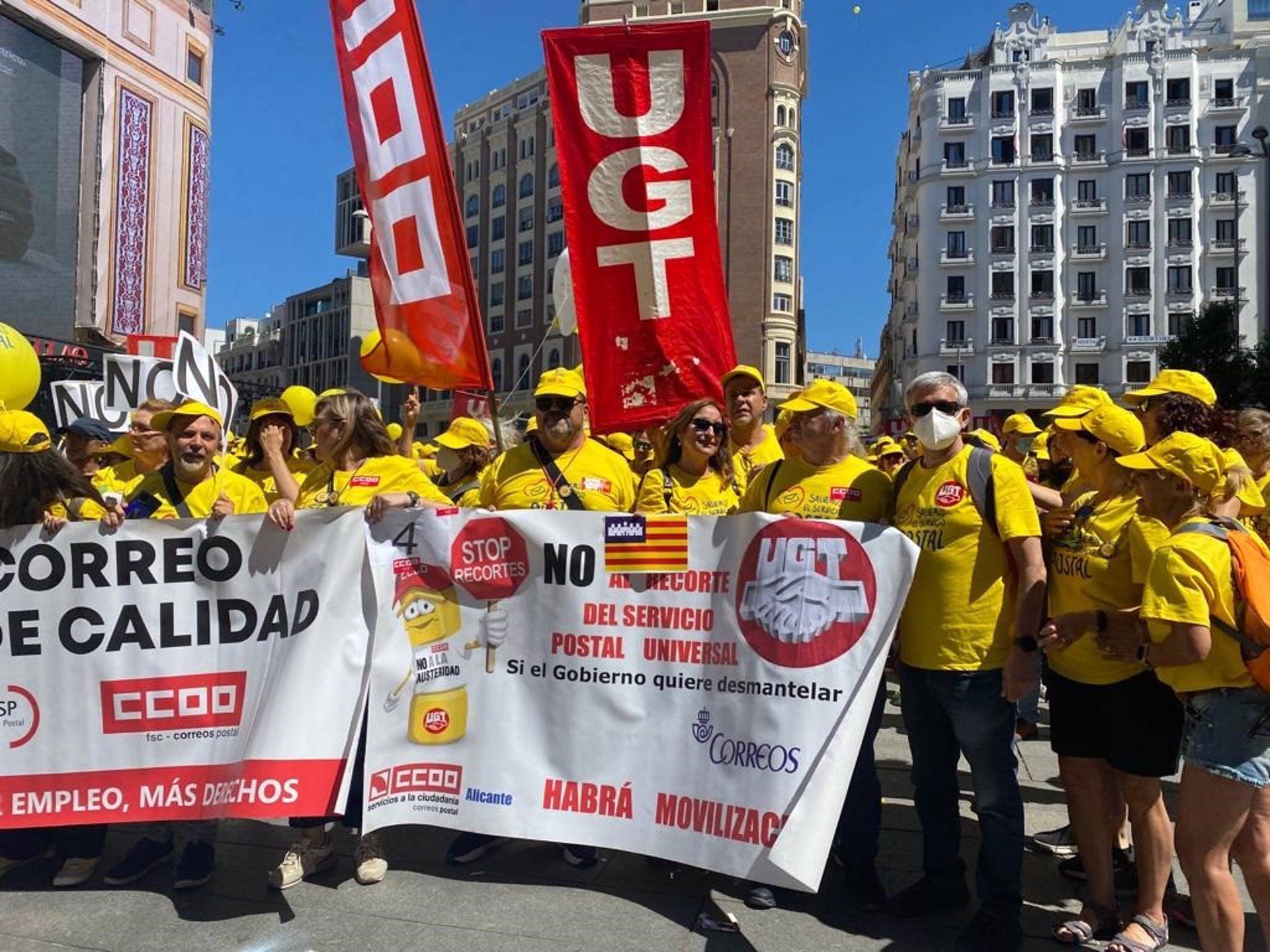 Empleados de Correos en Valencia durante las huelgas