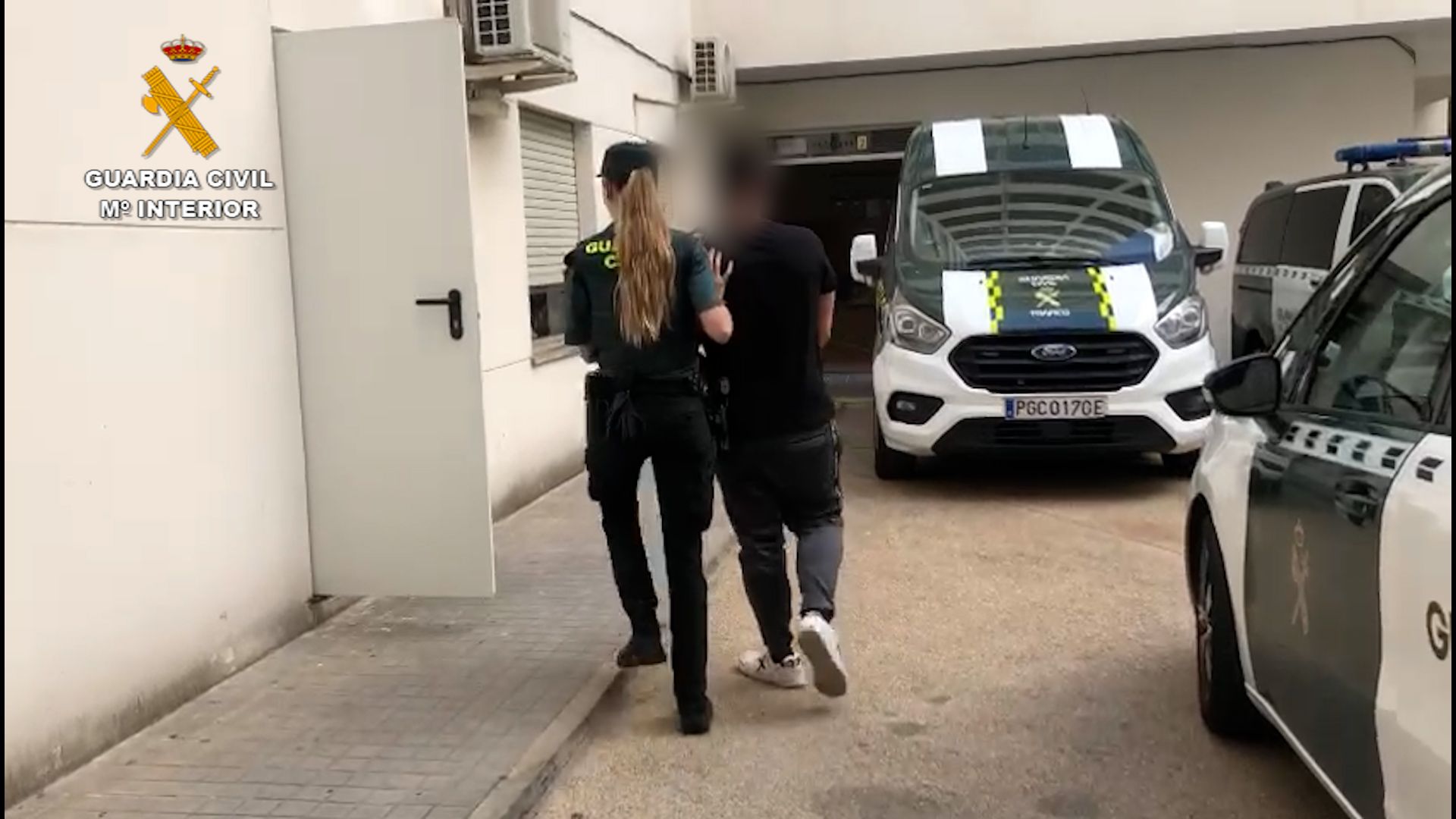 Moment d'una de les detencions de la Guàrdia Civil