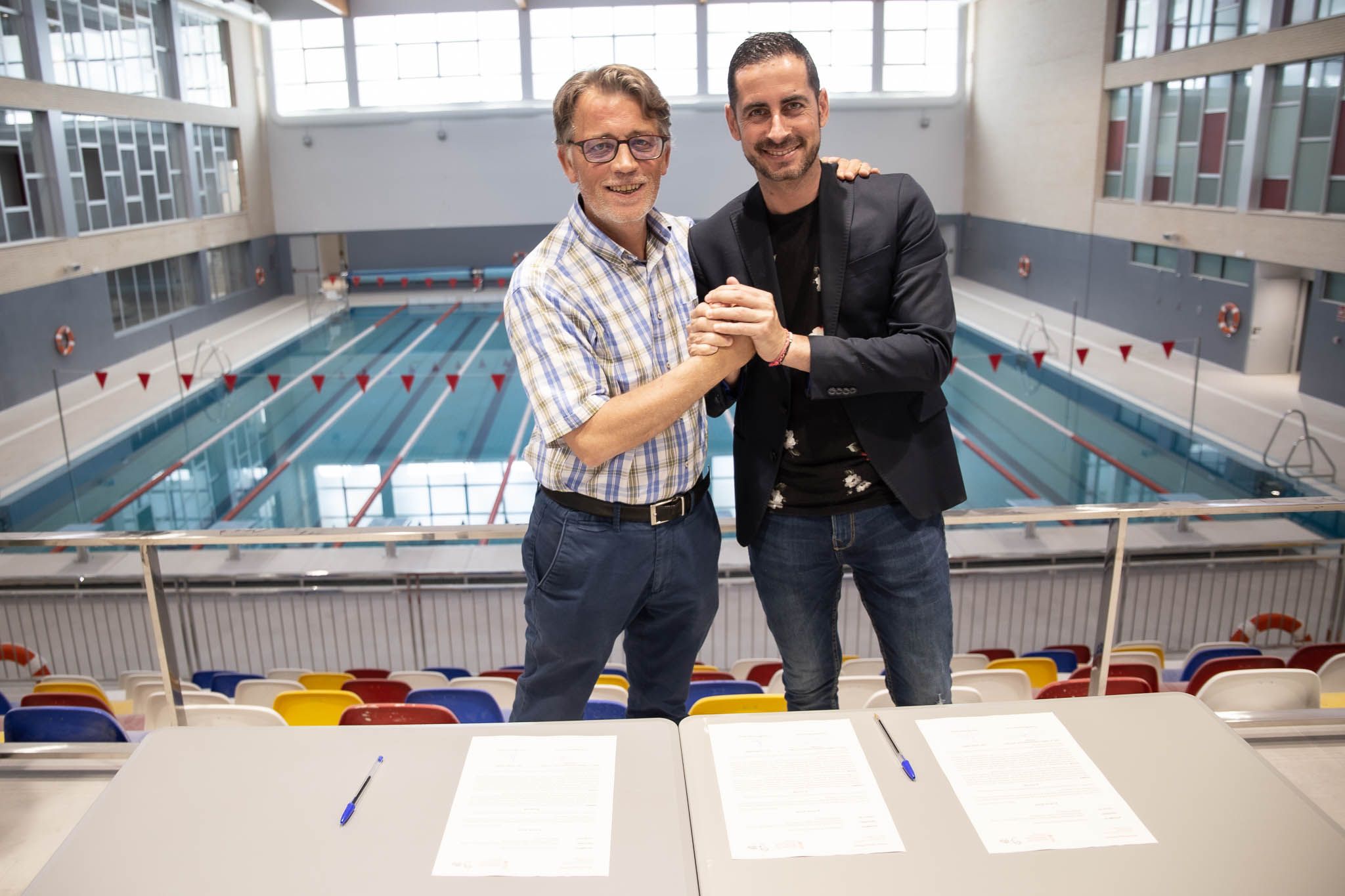 L'alcalde, Carlos Fernández Bielsa, i el Director General d'Esports, Josep Miguel Moya