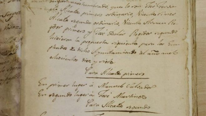 Primera acta conservada del libro de actas del Ayuntamiento Constitucional de Patraix, del 15 de octubre de 1816
