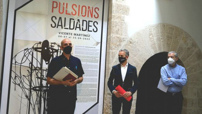 Álvaro Torres, José Luis Pérez Pont i Manuel Chirivella en la presentació de la exposició