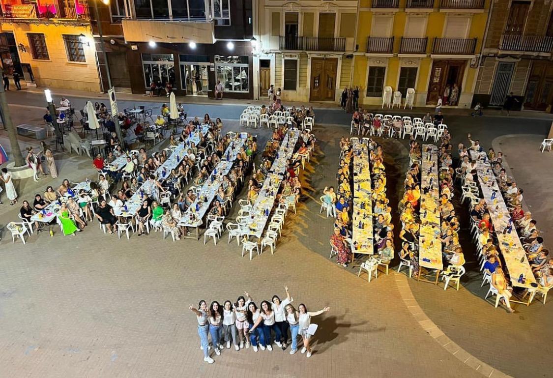 Sopar popular amb motiu de les Festes de la Verge del Carme