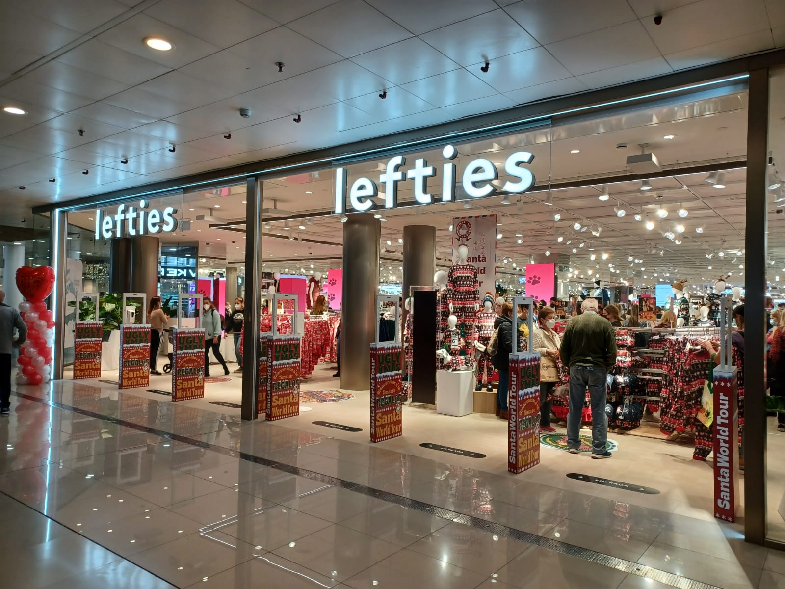 La primera tienda de ropa “Lefties” llegará a València muy