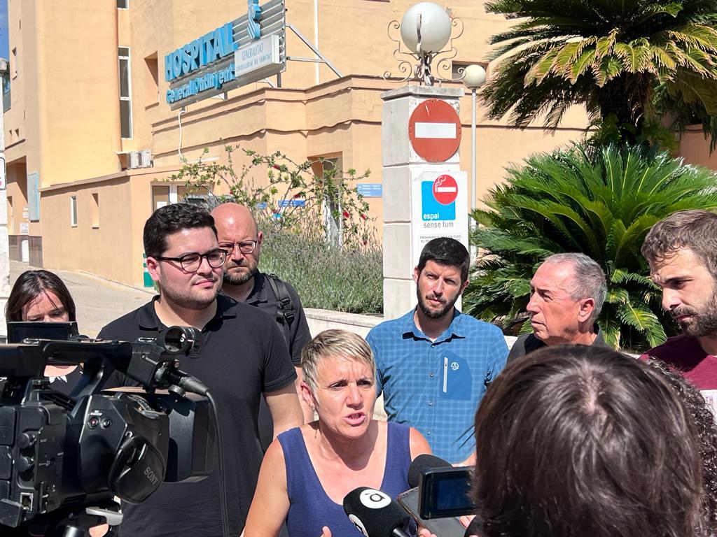 Pape Robles, síndica en Las Cortes Valencianas por Compromís, y Joan Baldoví, portavoz de Compromís en el Congreso de los Diputados, en Ontinyent