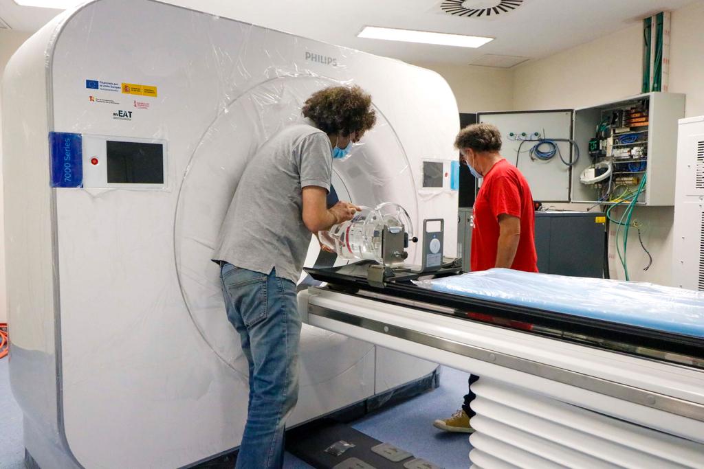 Instal·lació d'equip en un hospital