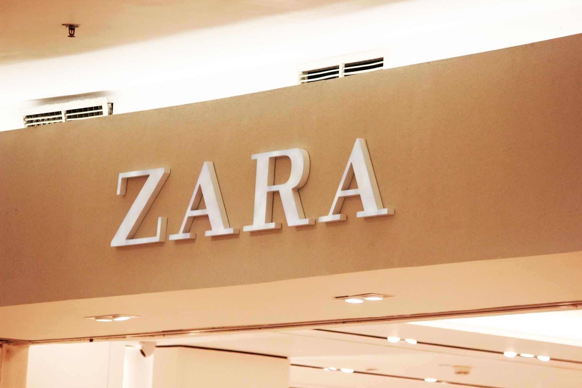 Zara abrirá muy pronto su tienda más grande de València