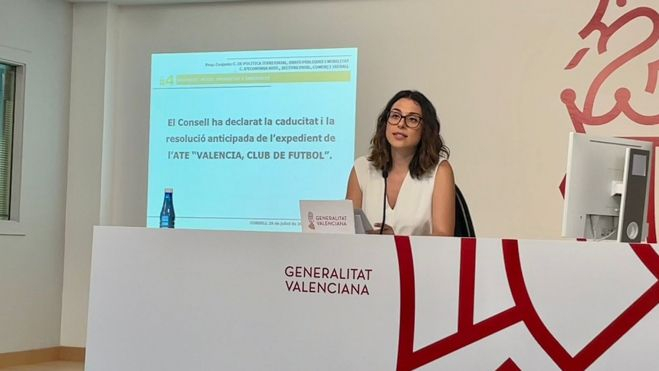 Aitana Mas, vicepresidenta del Consell, explica el decaimiento de la ATE "Valencia C.F."