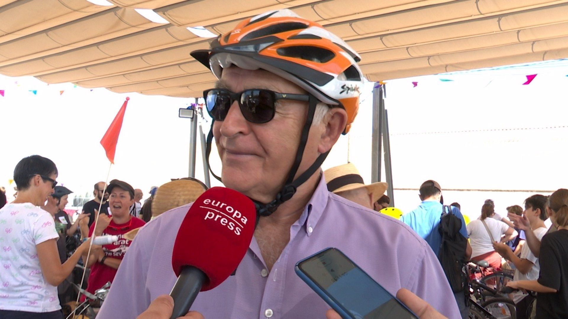 L'alcalde de València, Joan Ribó, durant en la Passejada cicloturista per l'Horta