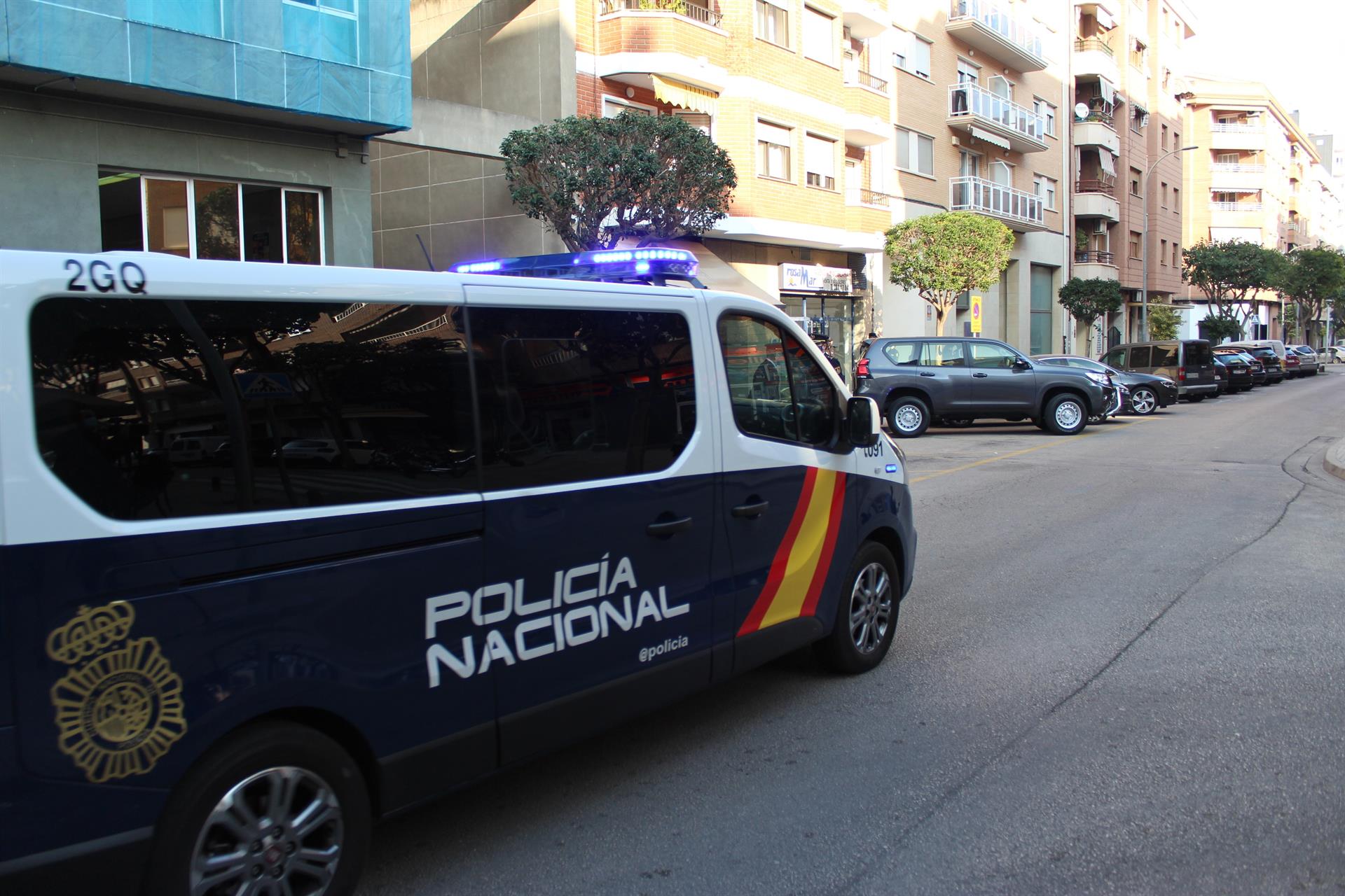 Furgón de la Policía Nacional en Gandia
