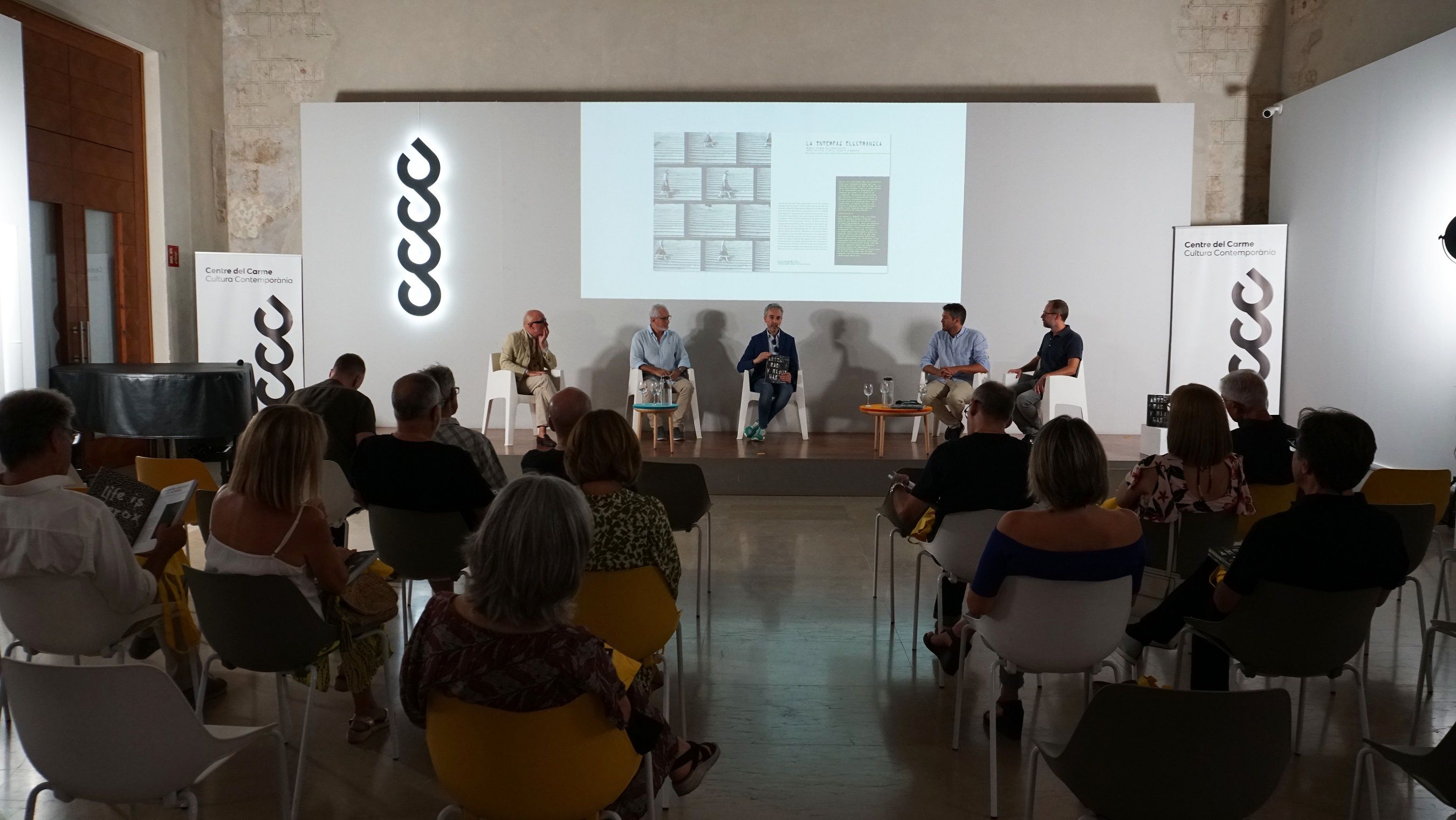 Presentació de la publicació ‘Artistas y máquinas. Diálogos en el desarrollo del arte digital’