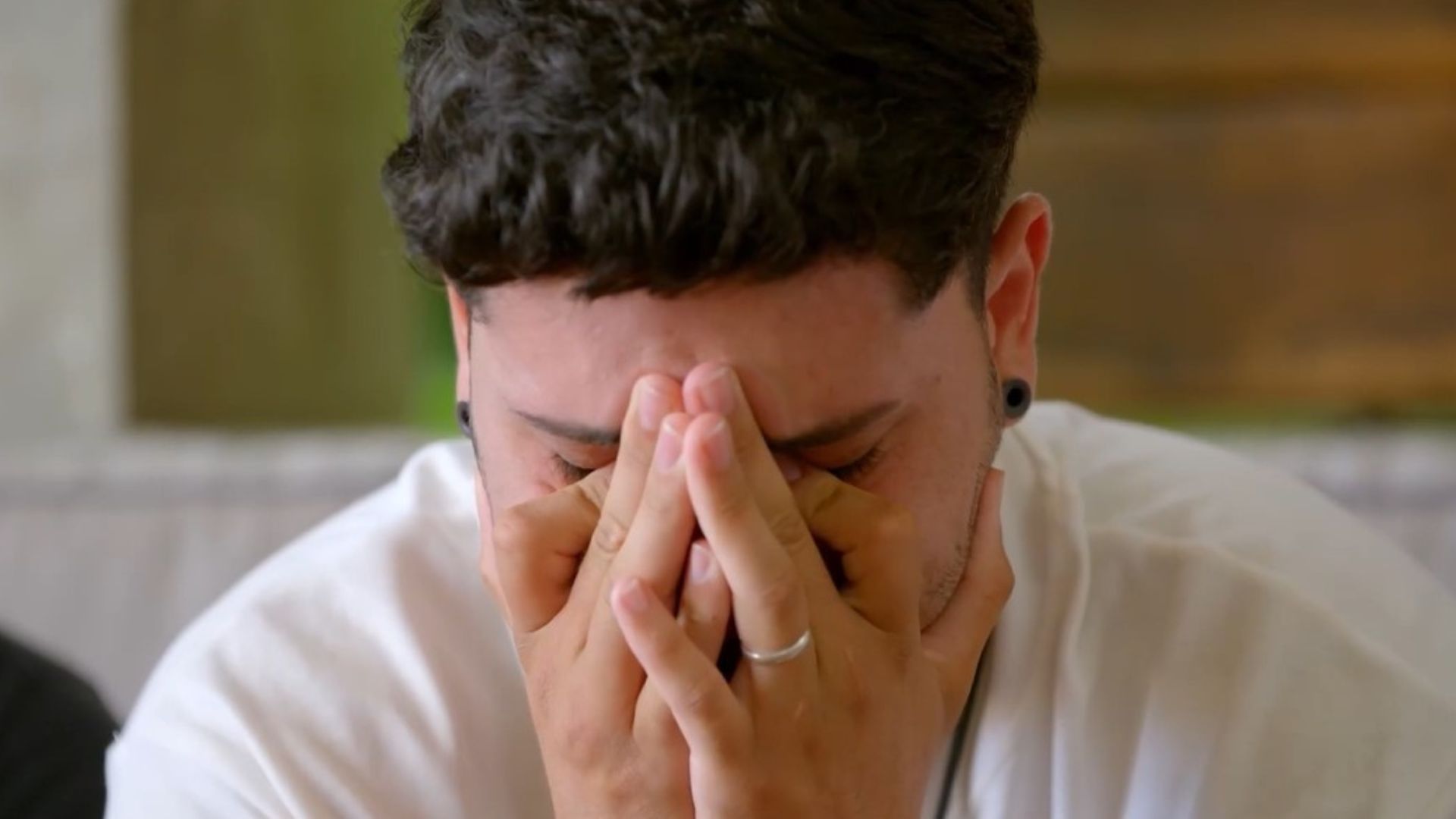 Samuel Chávez, pareja de Tania Deniz, en su concurso en La Isla de Las Tentaciones 5 (Imagen de Mediaset)