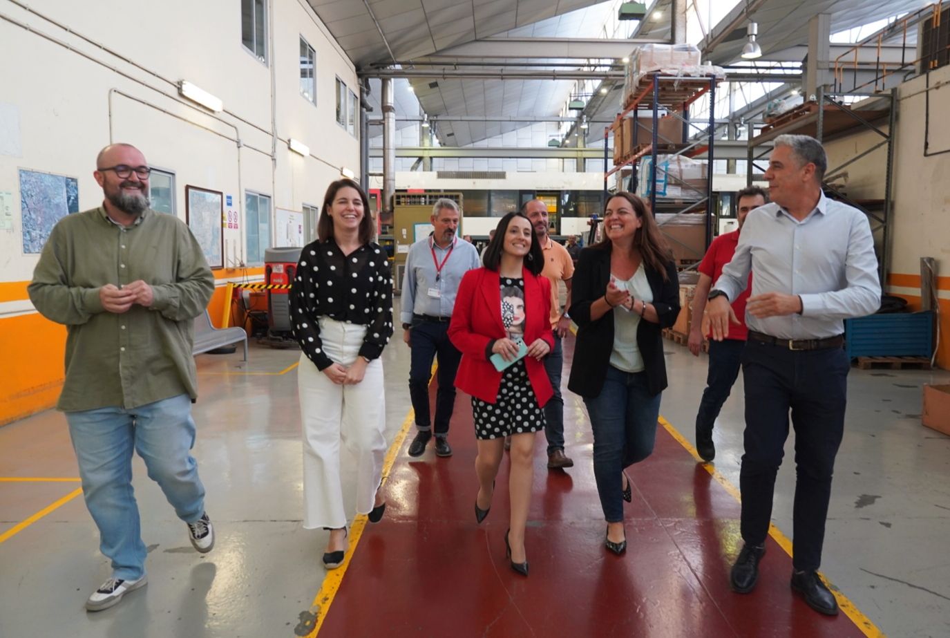 La consellera de Política Territorial, Obras Públicas y Movilidad, Rebeca Torró, ha visitado la sede de Ferrocarrils de la Generalitat Valenciana (FGV) en València Sud
