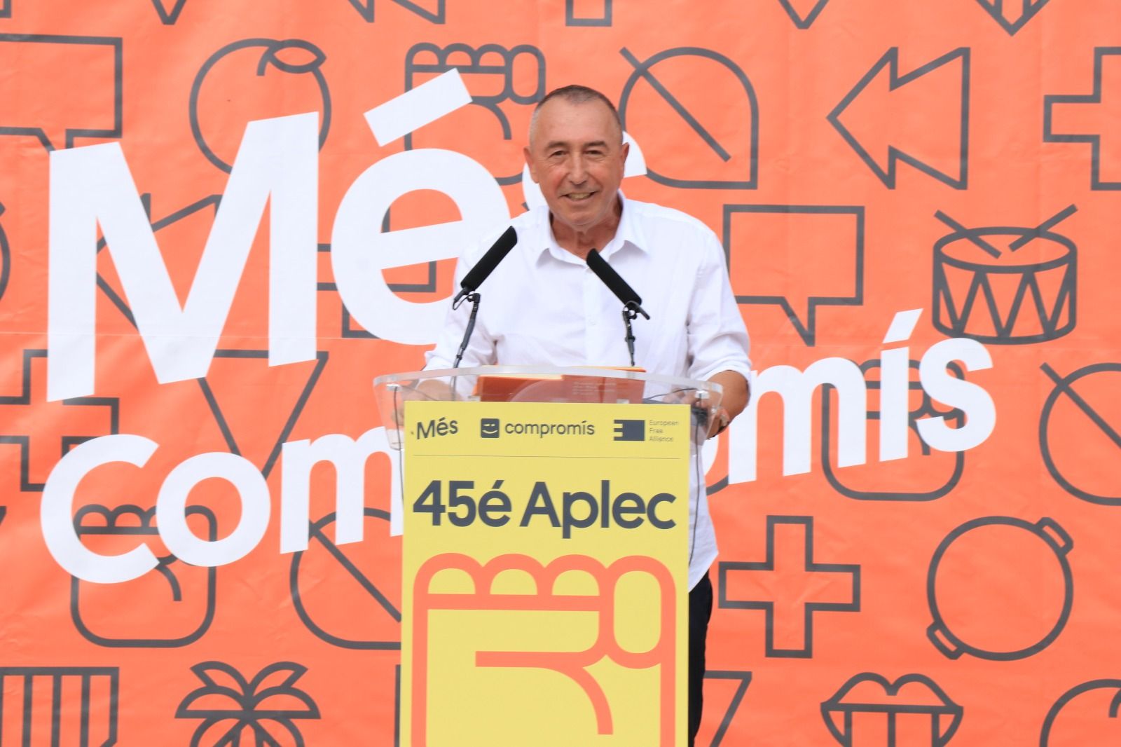 Joan Baldoví en su discurso durante el Aplec al Puig