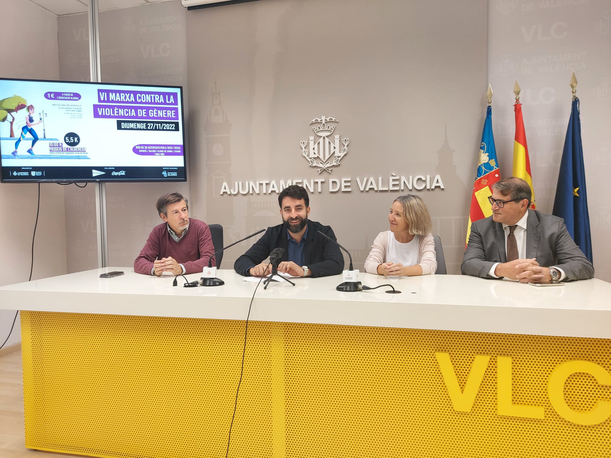 Javier Mateo, Virginia Sanchis, Pau Pérez y Fernando Álvarez, en la presentación de la VI Marxa contra la Violència Masclista