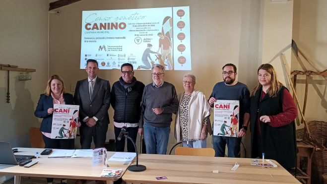 Presentación en el Museo Comarcal de l'Horta Sud de la campaña del censo canino 